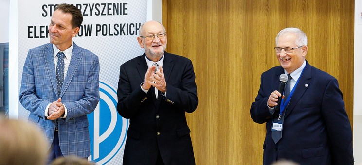 Otwarcie konferencji. Od lewej: prof. PRz R. Zajdel, prof. K. Kluszczyński,  prof. L. Gołębiowski,